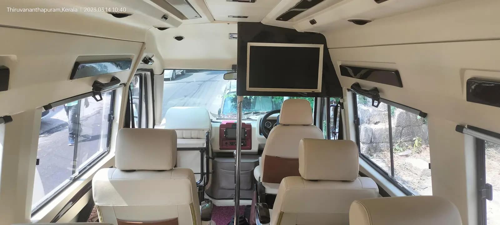 Luxury Traveller (10+1) thumbnail 4